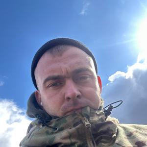 Виктор Викторов